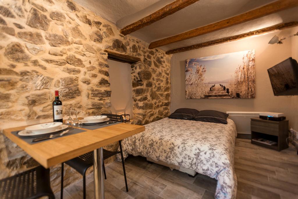Studio Suquet Saint Antoine كان المظهر الخارجي الصورة